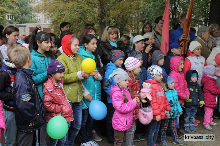 В микрорайоне Солнечный в Кривом Роге открылась тренажерная площадка (ФОТОФАКТ)