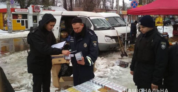 Полицейские Кривого Рога изъяли около 2,5 тысяч пачек сигарет без акциза (фото)