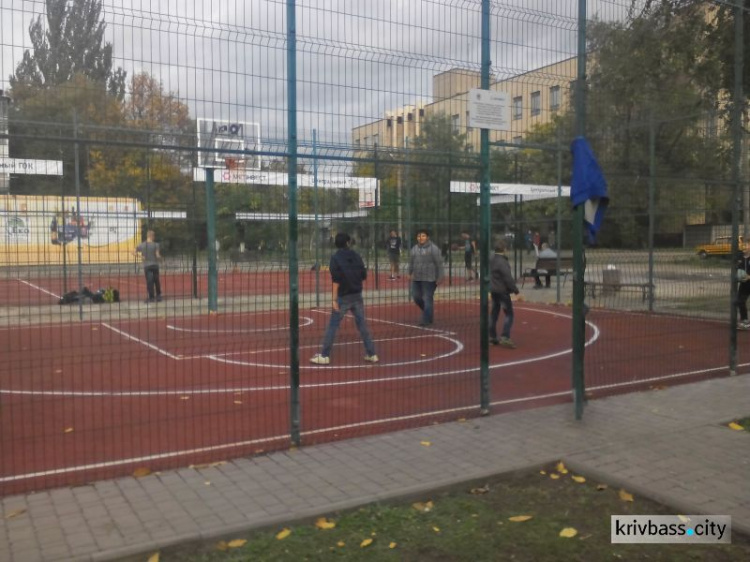 В Кривом Роге открыли новую площадку для занятий спортом (ФОТО)