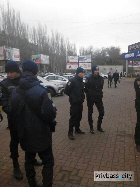 В Кривом Роге прошла акция в поддержку инвалидов-автомобилистов (ФОТО)