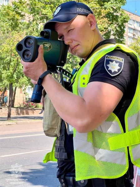 Фото патрульної поліції Кривого Рогу