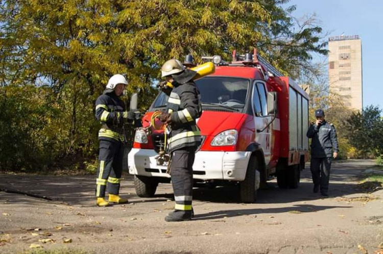 Спасатели группы "Поиск-КР" провели поиск людей в промышленной зоне Кривого Рога (ФОТО)