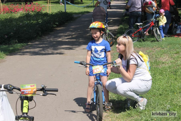 В Кривом Роге состоялись детские велогонки «Чудернацкі перегони» (ФОТО, ВИДЕО)