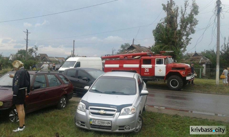 Руководство Кривого Рога помогает жителям города в ликвидации последствий стихии (ФОТО)