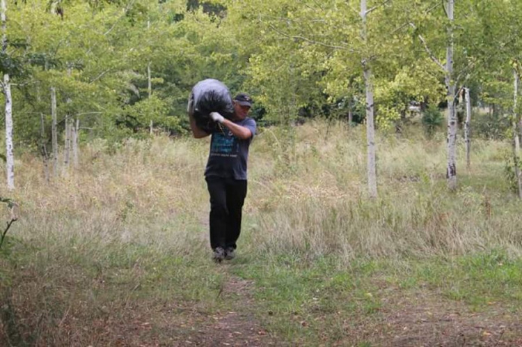 Криворожане поддержали акцию Всемирный день уборки "World Cleanup Day"(ФОТО)