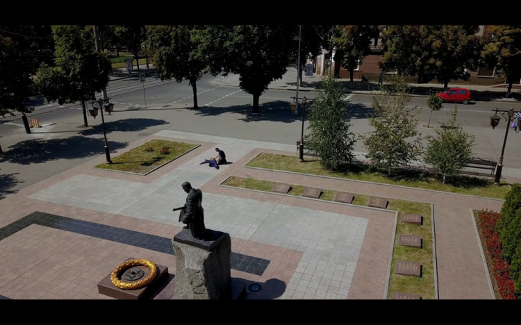 В Кривом Роге к "умершему" в центре города ветерану войны три раза вызывали скорую