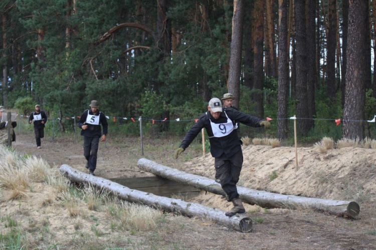 Танкисты 17-й ОМТБр Кривого Рога соревнуются в конкурсе на лучший танковый взвод на Черниговщине