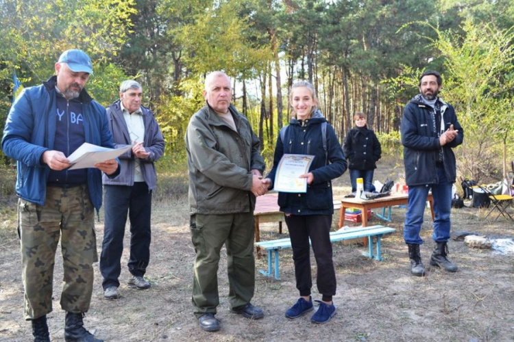 Азарт и море эмоций: в Кривом Роге прошли общегородские соревнования по спортивному ориентированию (фото)