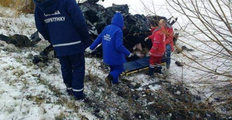 В сети появилось видео с фиксацией скорости "Мазды" перед аварией на трассе "Кривой Рог - Николаев" (видео)