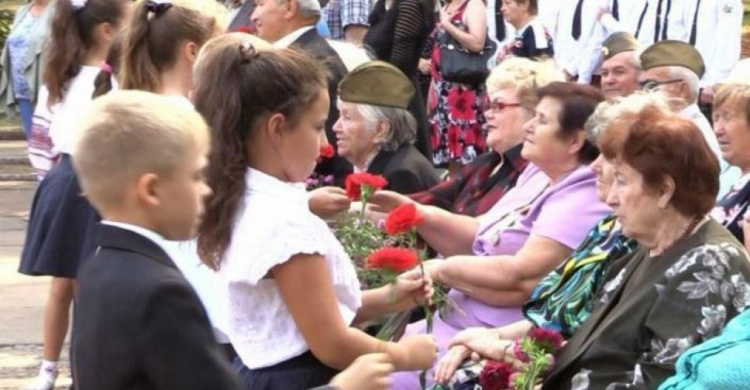 В Кривом Роге почтили память партизан Второй Мировой войны (ФОТО)