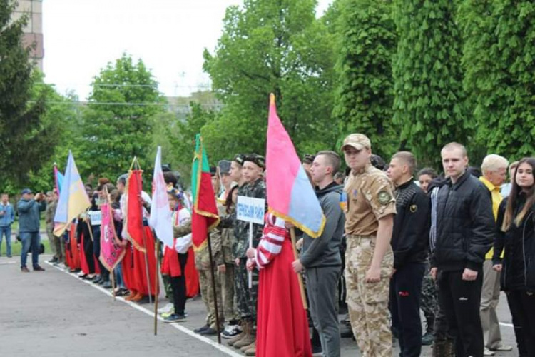 В Кривом Роге провели игру Украинского казацтва "Сокол" (фото)