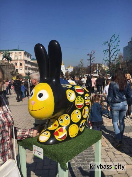 Криворожане участвуют в фестивале пасхальных зайцев и писанок в Киеве (ФОТОРЕПОРТАЖ)