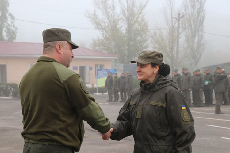 Военнослужащие Криворожской бригады получили медали "Ветеран службы"(фото)