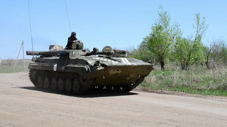 В Кривом Роге танкисты провели занятия по тактической подготовке