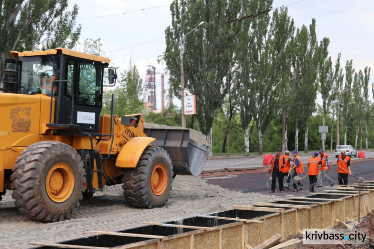 В Кривом Роге сделают свежую дорожную разметку и капитально отремонтируют дороги (ФОТО)