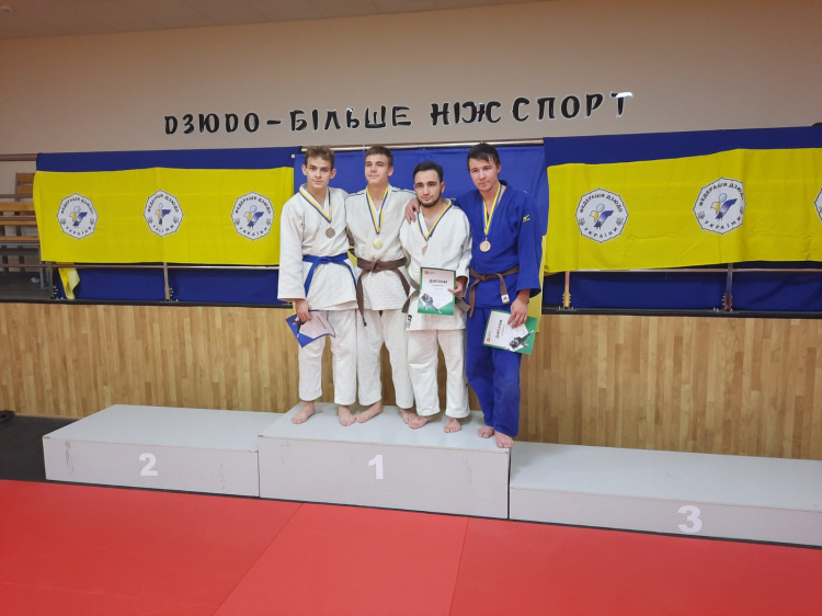 Криворізькі спортсмени посіли призові місця на чемпіонаті області з дзюдо