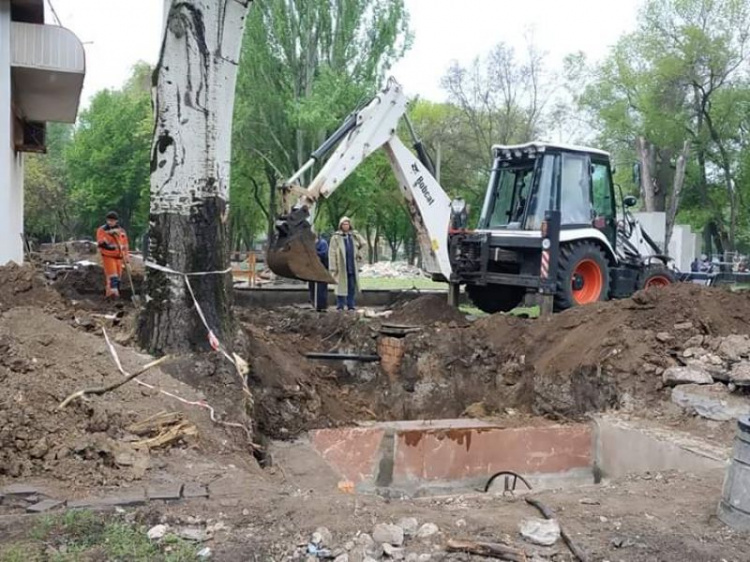 В Кривом Роге обновляют парк ко Дню Европы (фото)