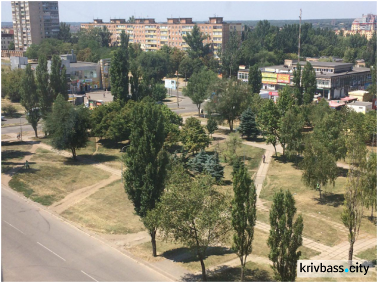 Сквер по улице Космонавтов в Кривом Роге приводят в порядок (ФОТО)